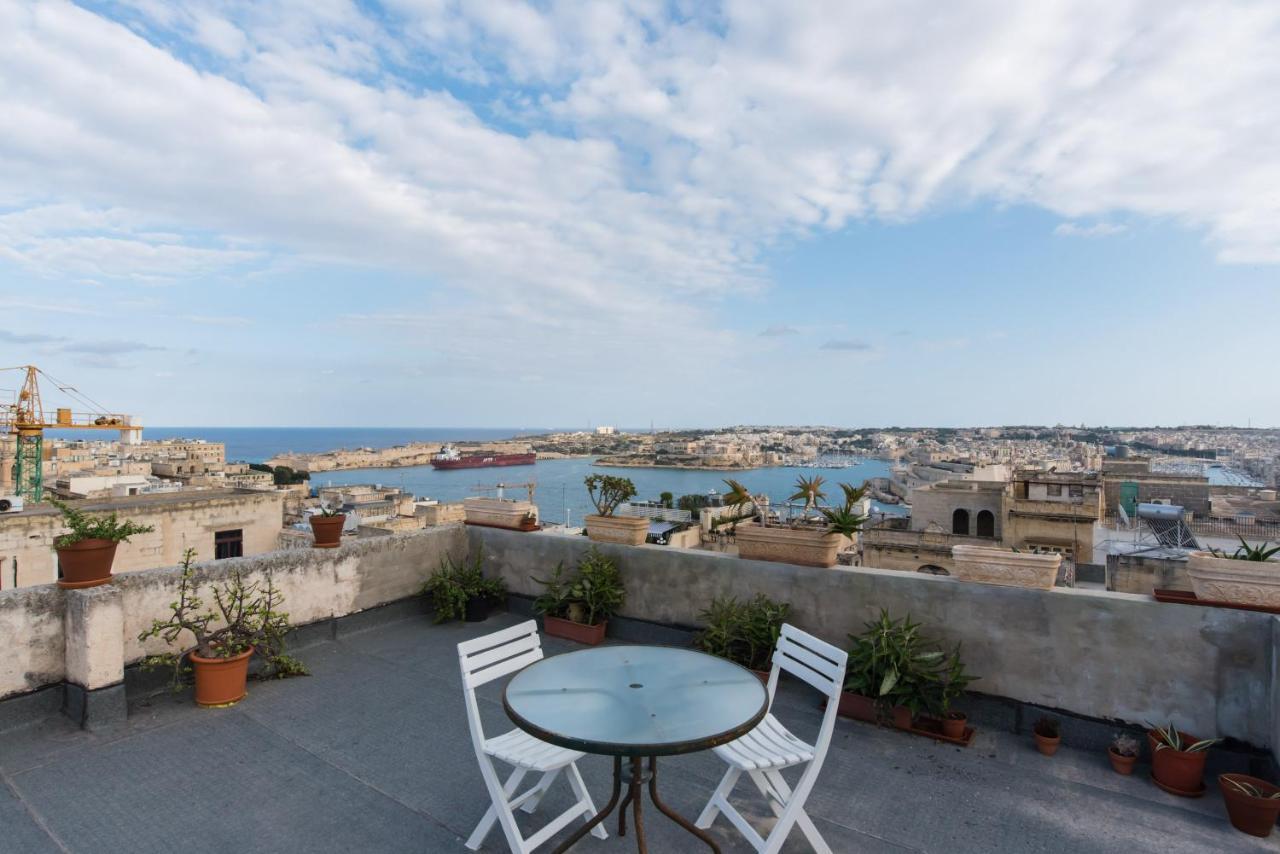 Merkanti Apartments Валетта Экстерьер фото